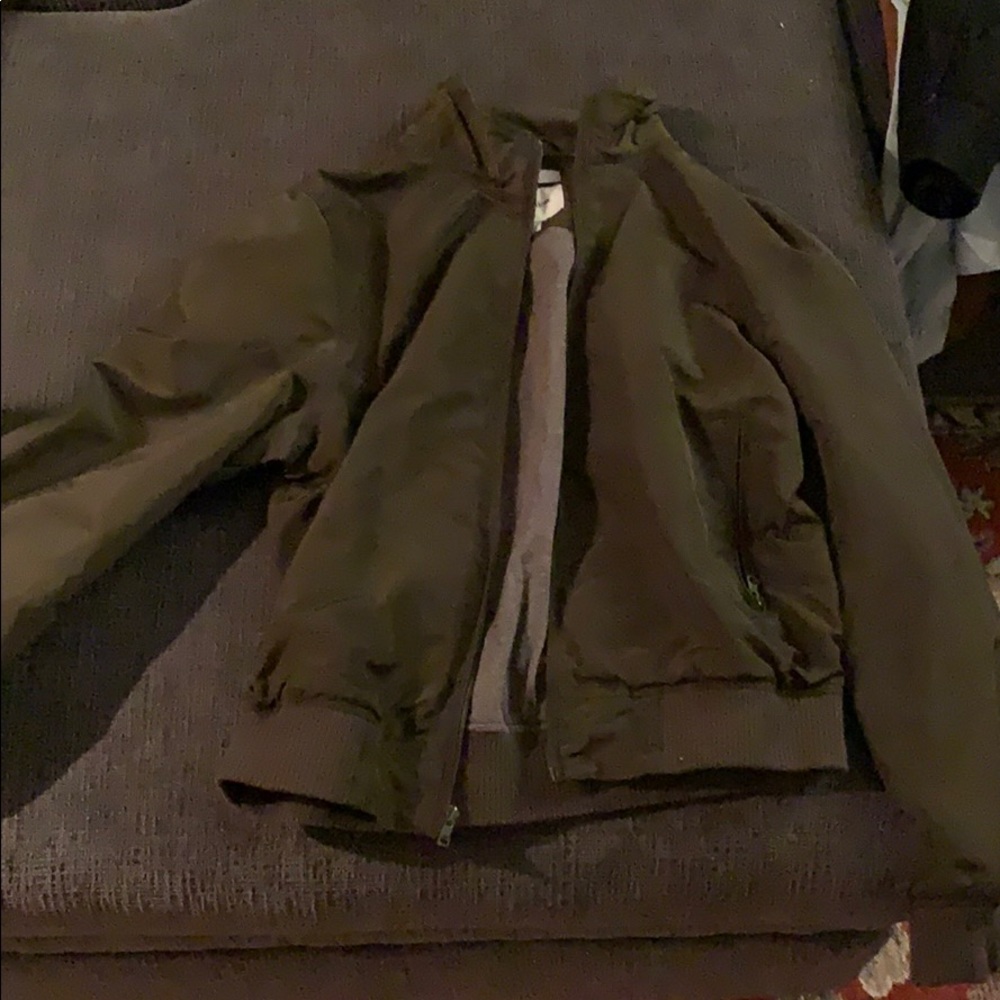 Water resistant bomber